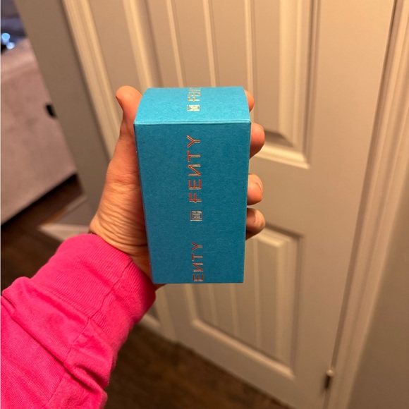 Fenty perfume - Picture 2 of 4